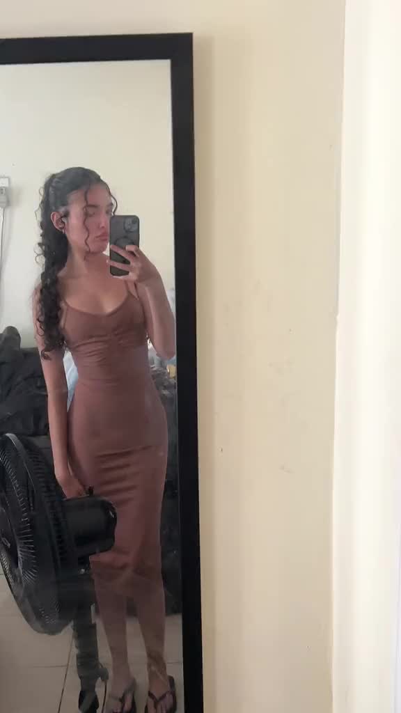 @Heluvs_ari