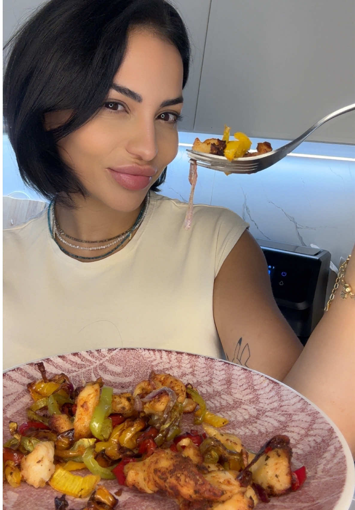 @MikelaPupa_official