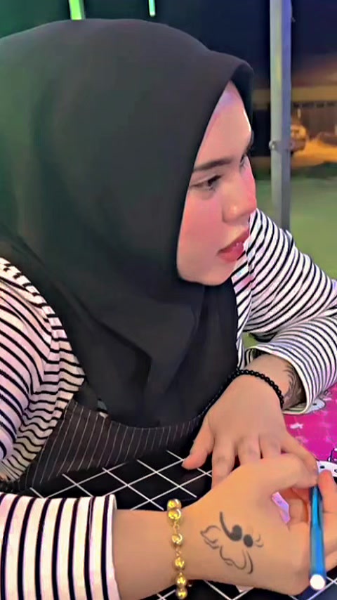 @𝗠𝗘𝗞𝗬𝝠🐉
