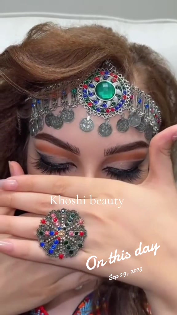 @Khoshi