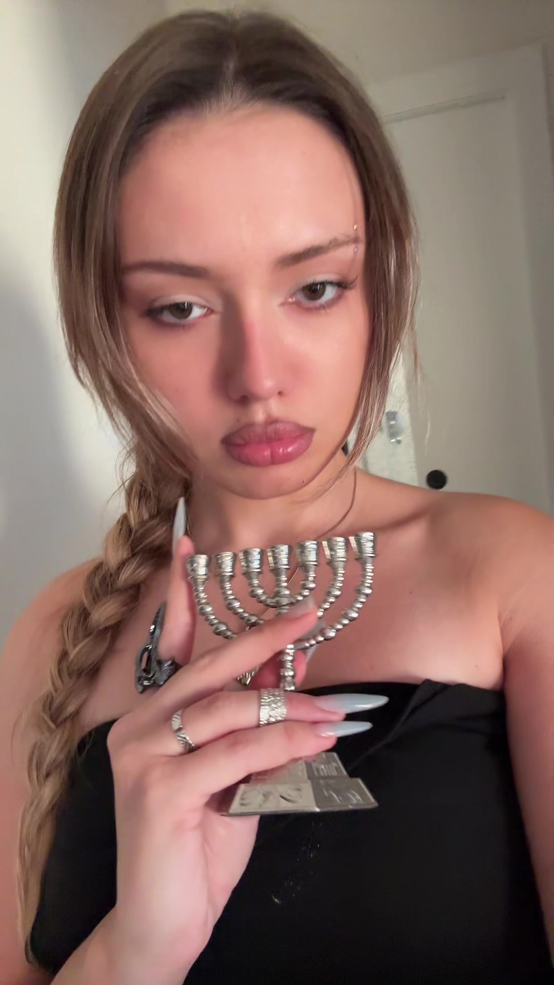 @vlovbae