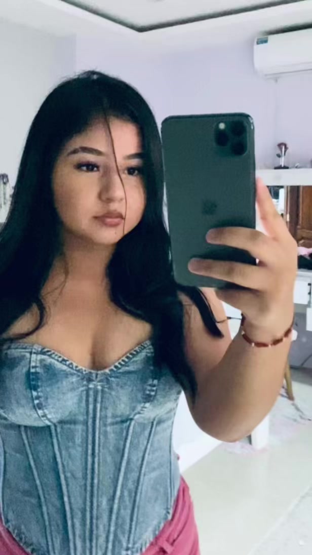 @✩