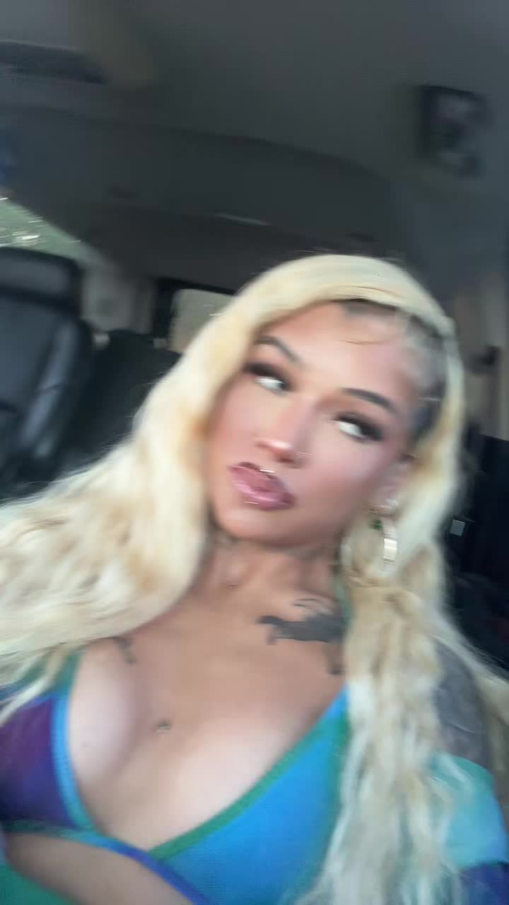 @Leilanee🧃