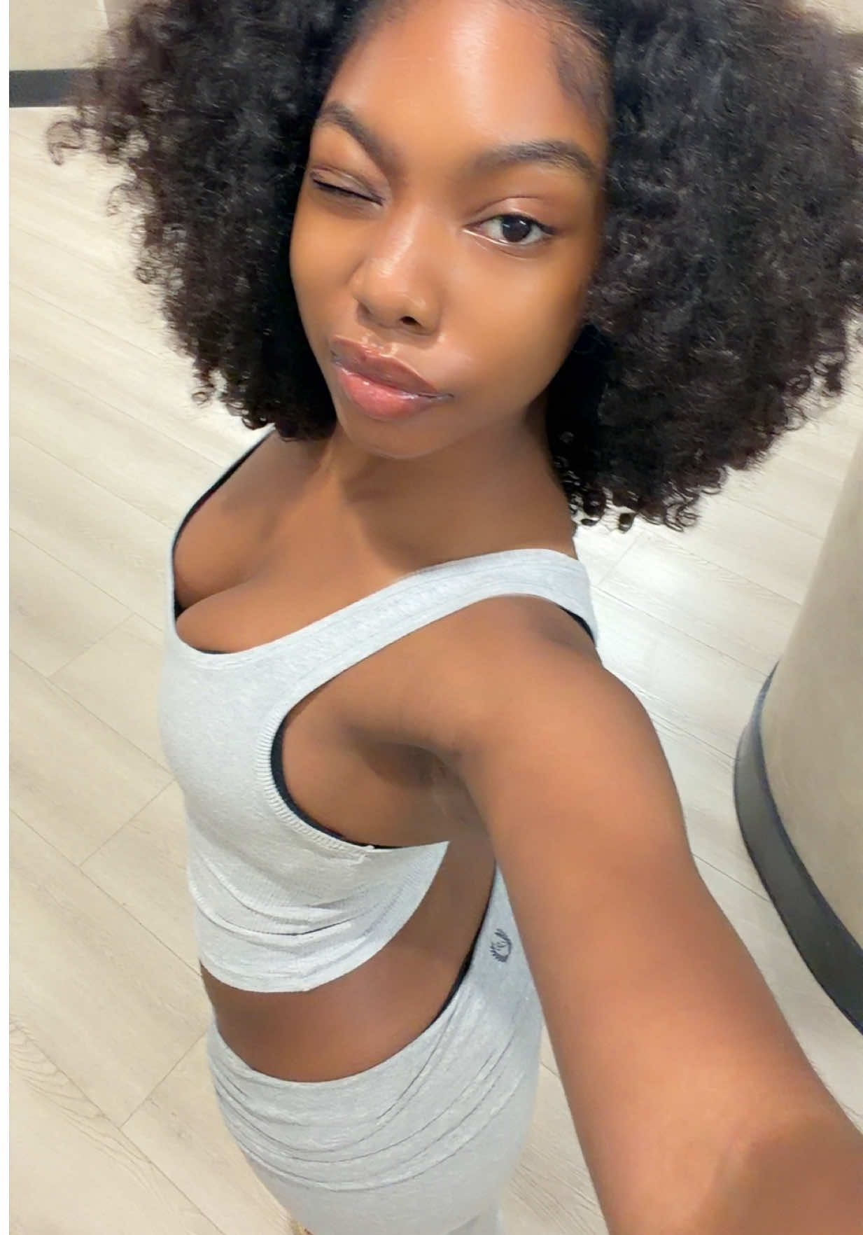 @Kylaa