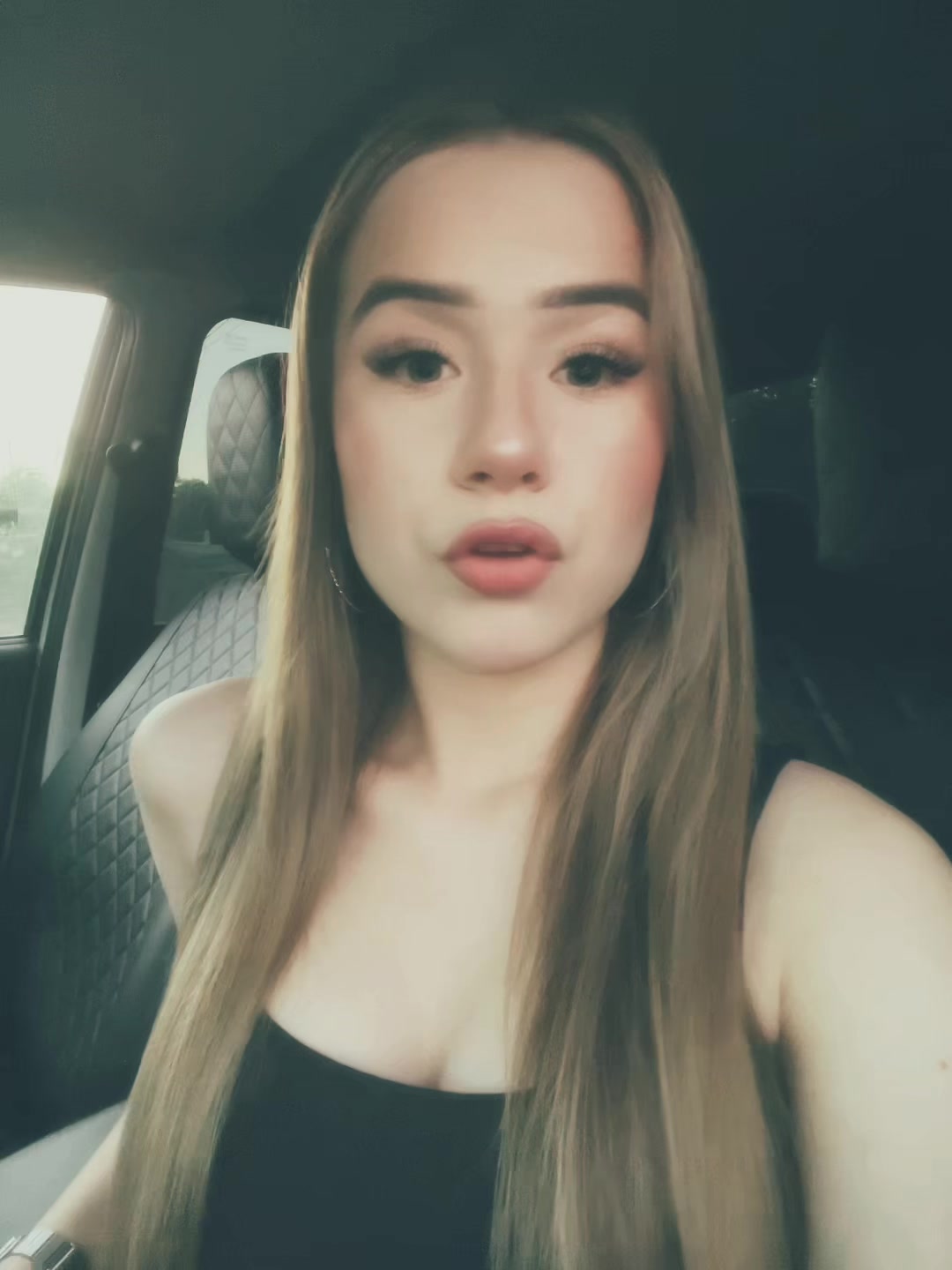 @➷︎
