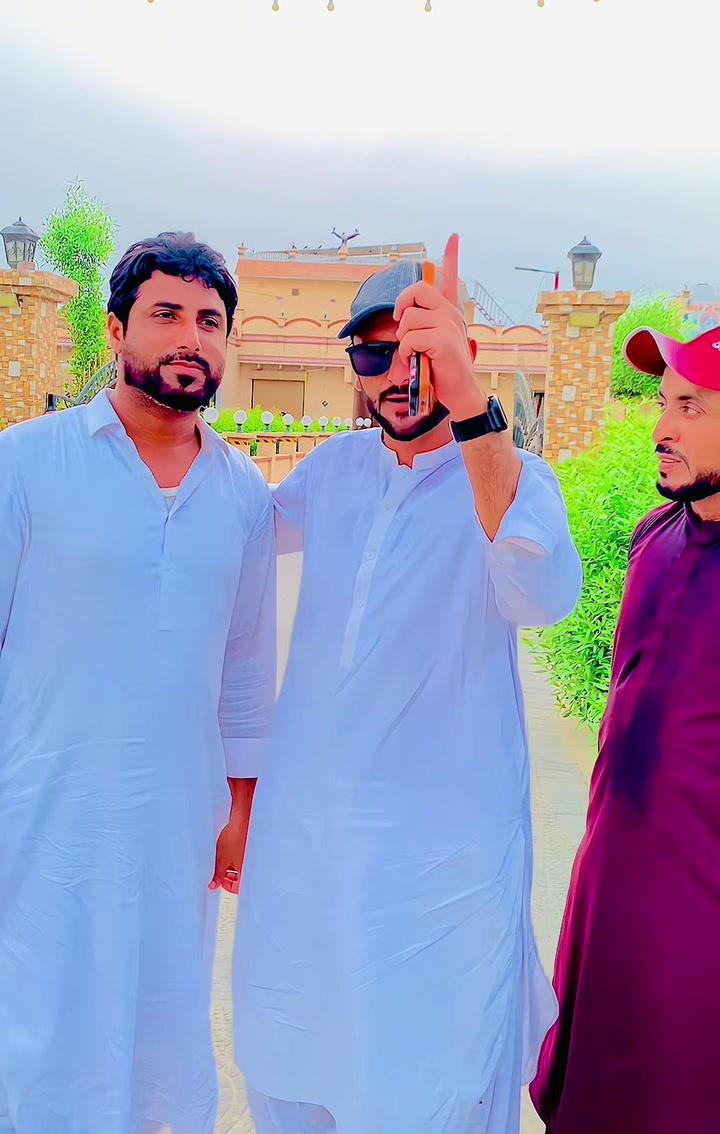 @Babu Brohi
