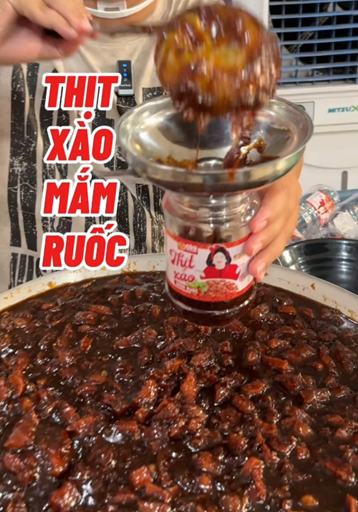 @C&ocirc; &Uacute; B&igrave;nh Dương.