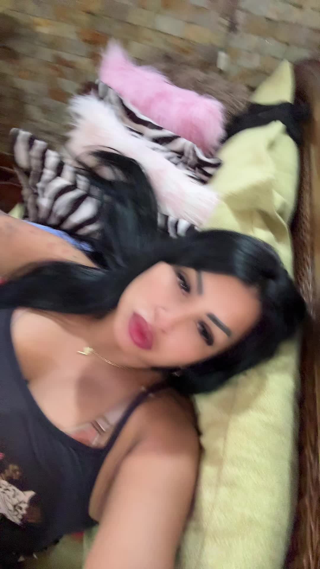 @Nena