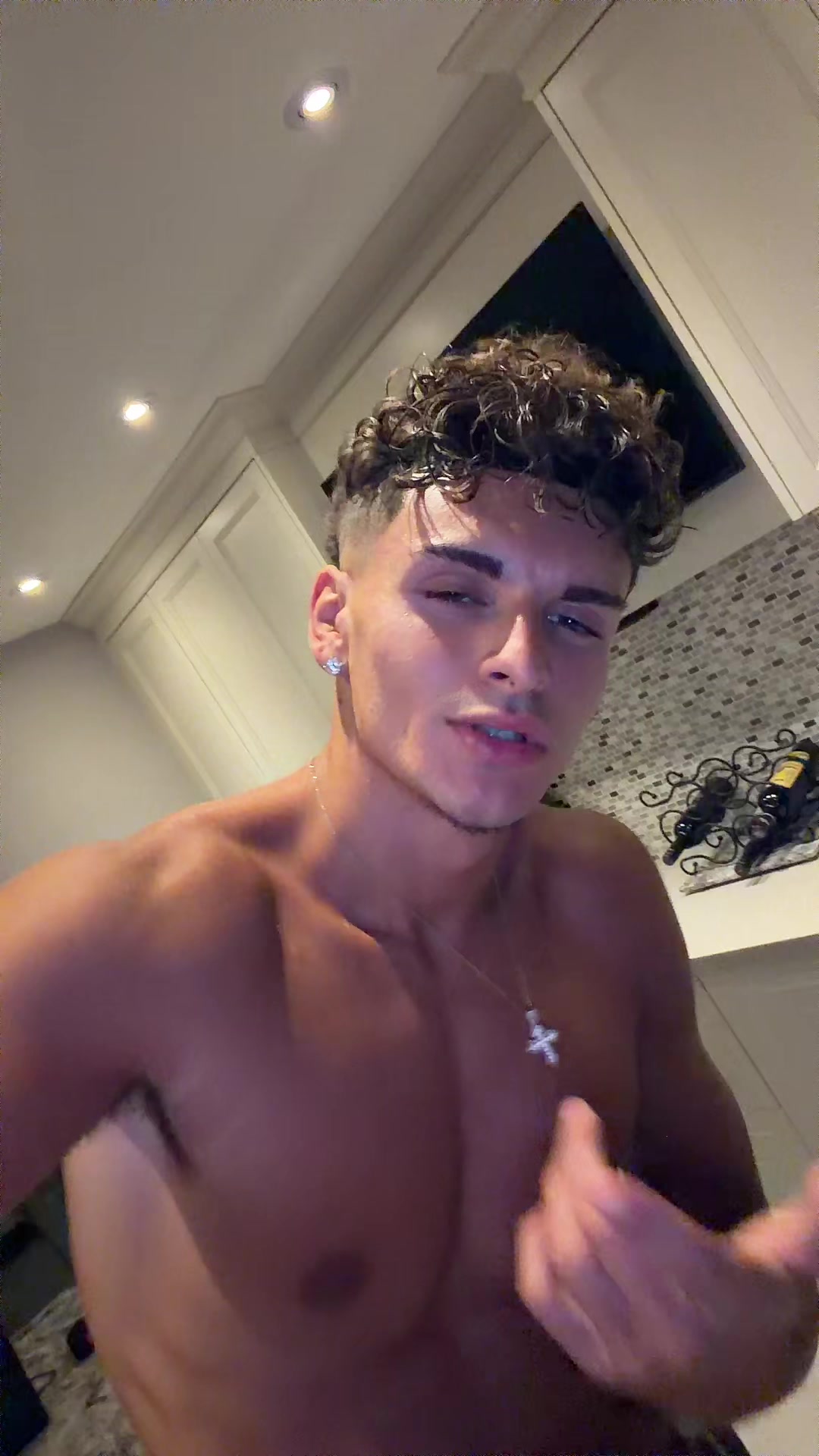 @chris.nikoo