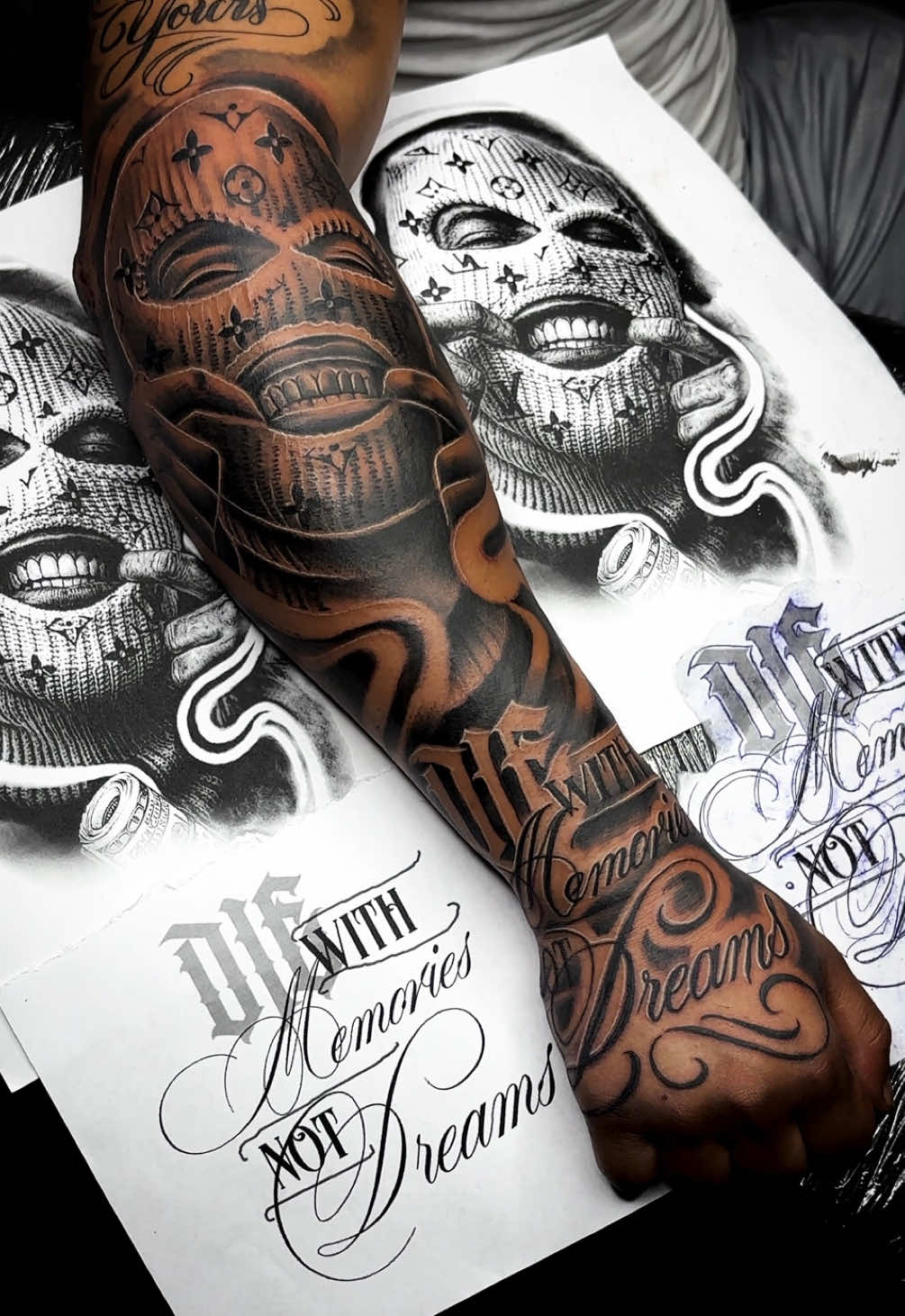 @Stue Tattoo World