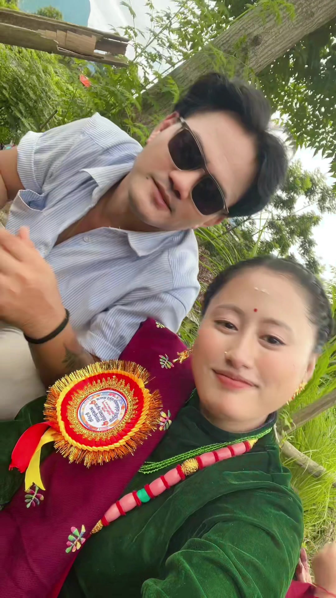 @अस्मि गुरूङ्