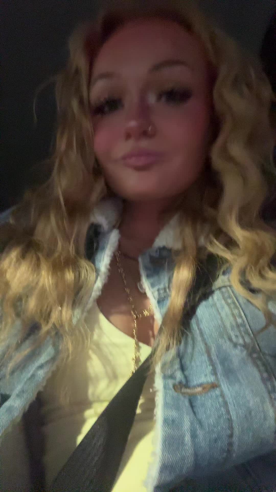 @izzey