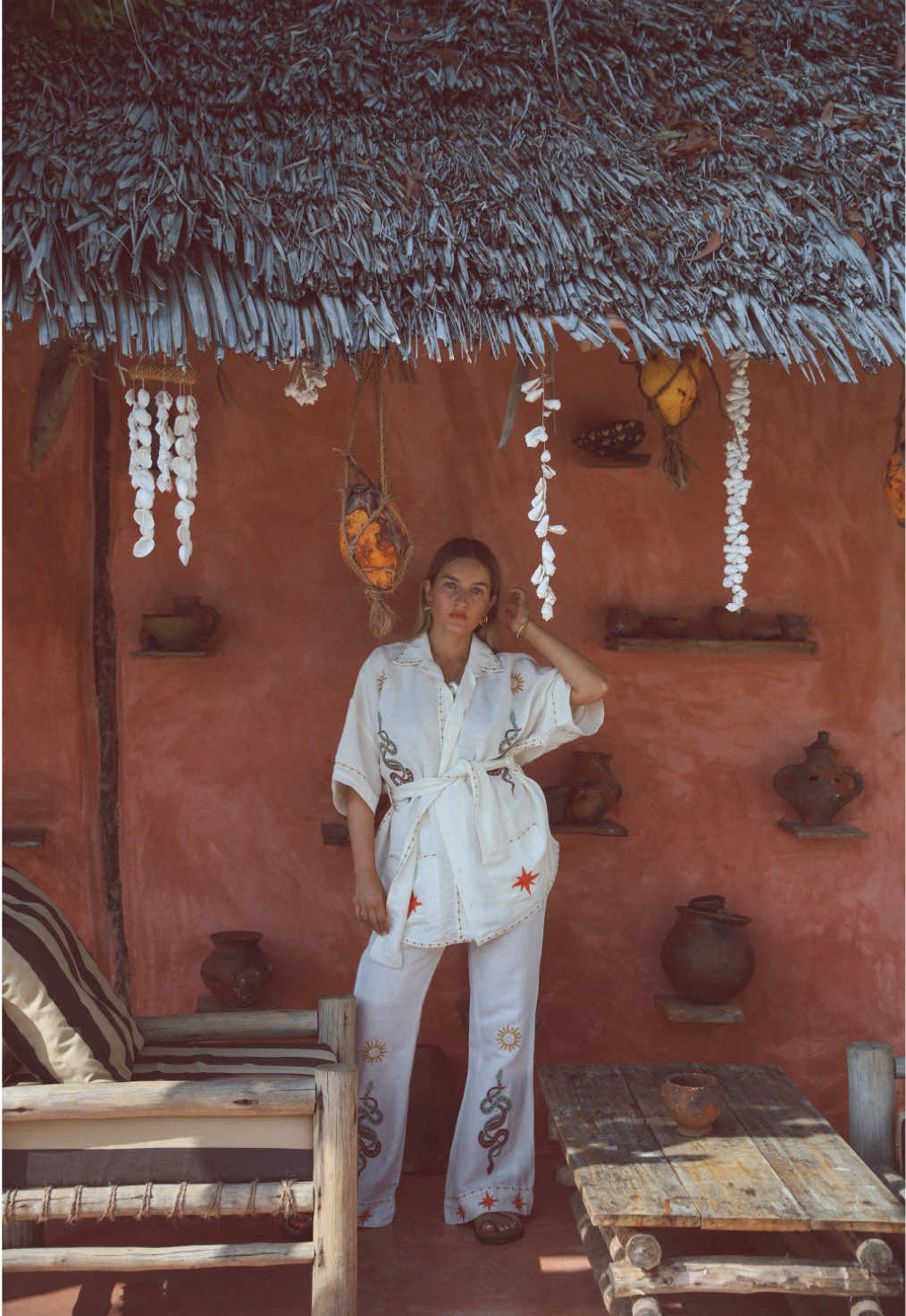 @Aimee Bell - Travel & Life