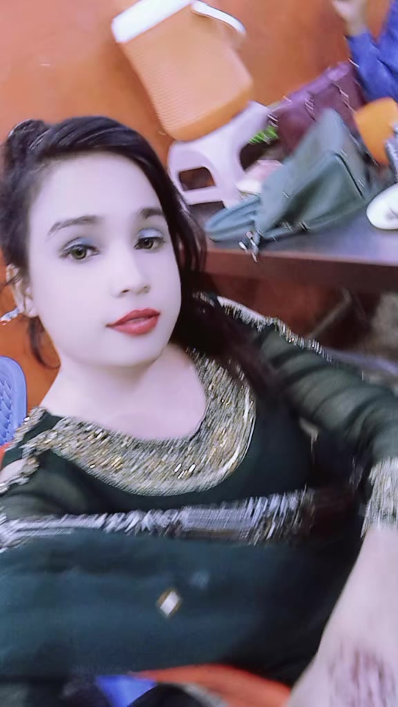 @MADAM HAYA SEXY