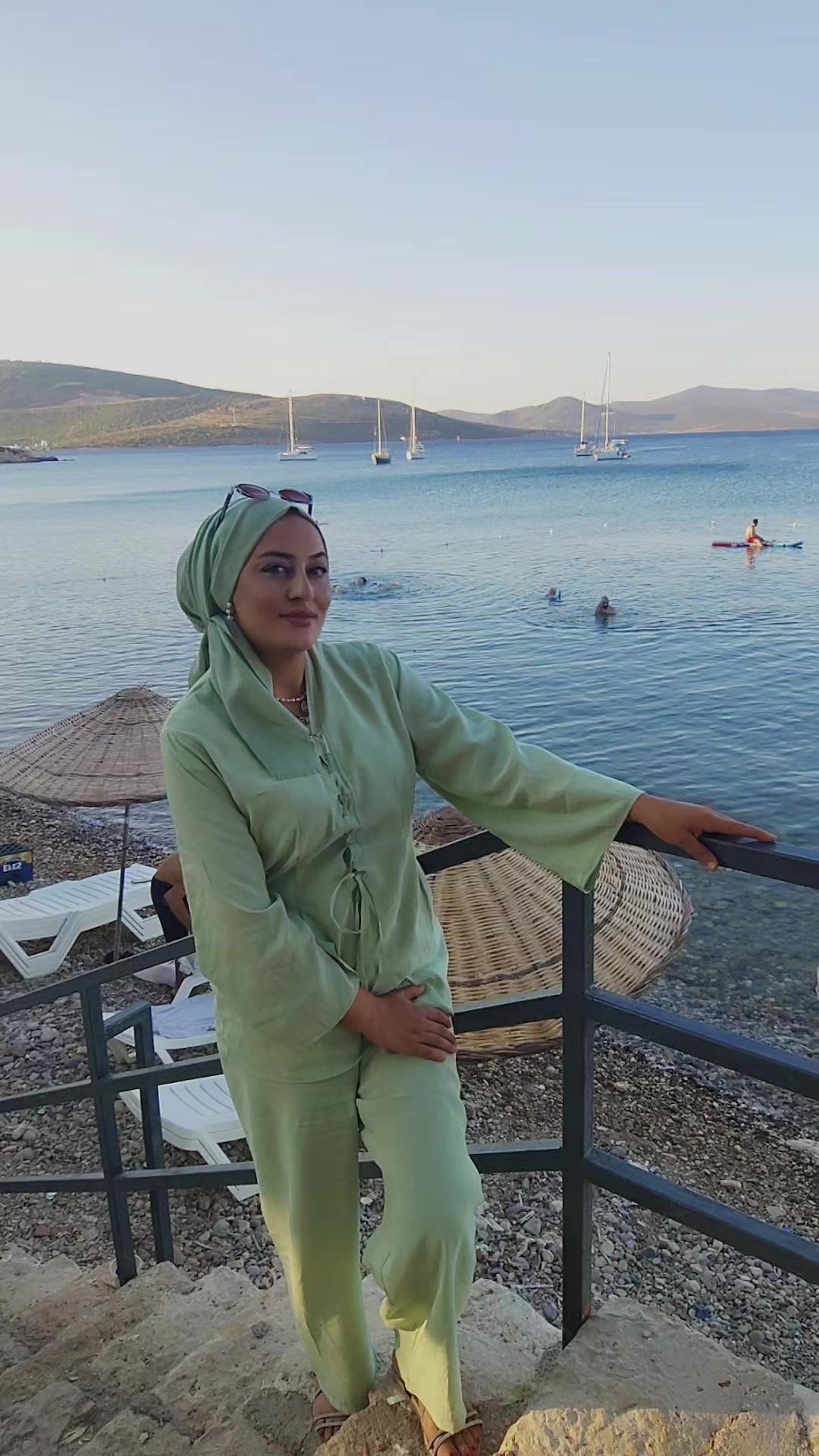 @Ayşe izmirli