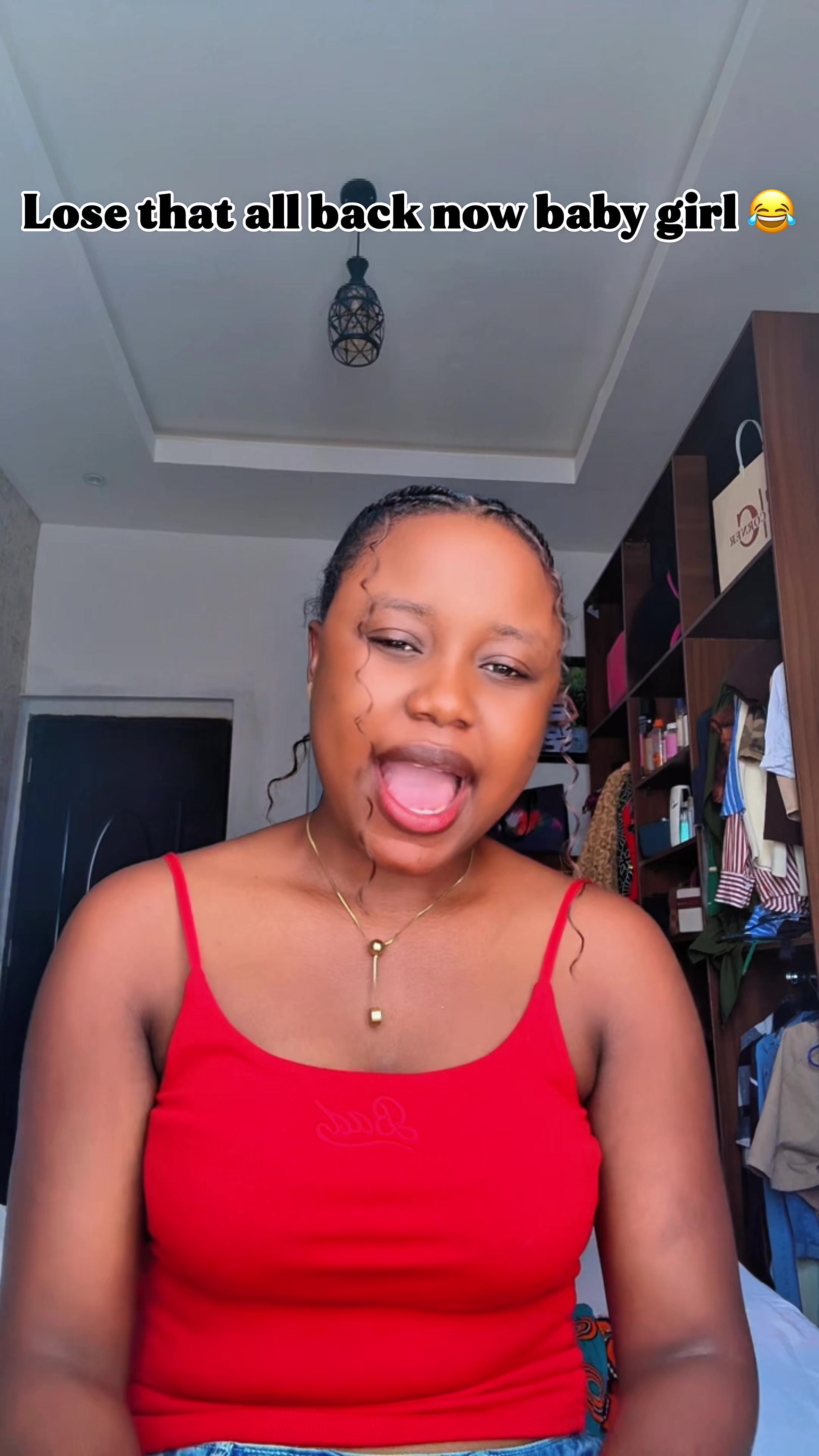 @theprettyarike