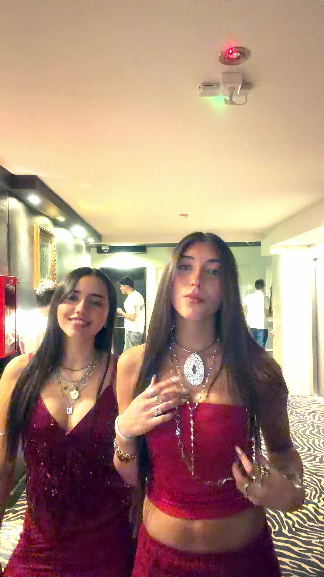 @adolfina