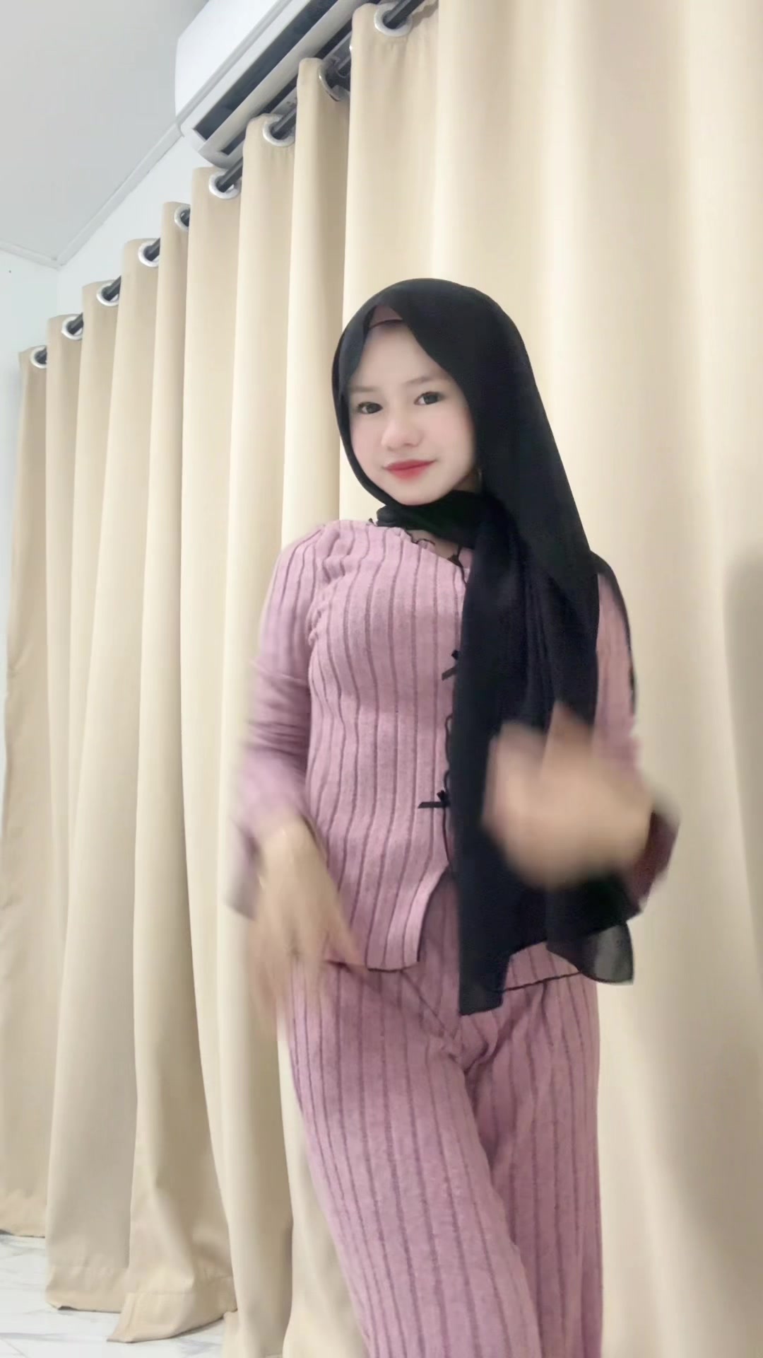 @アリヤ