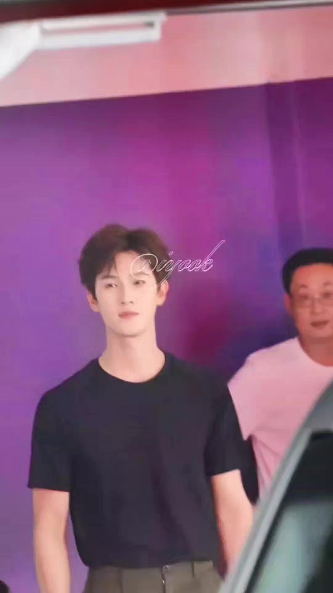 @nana