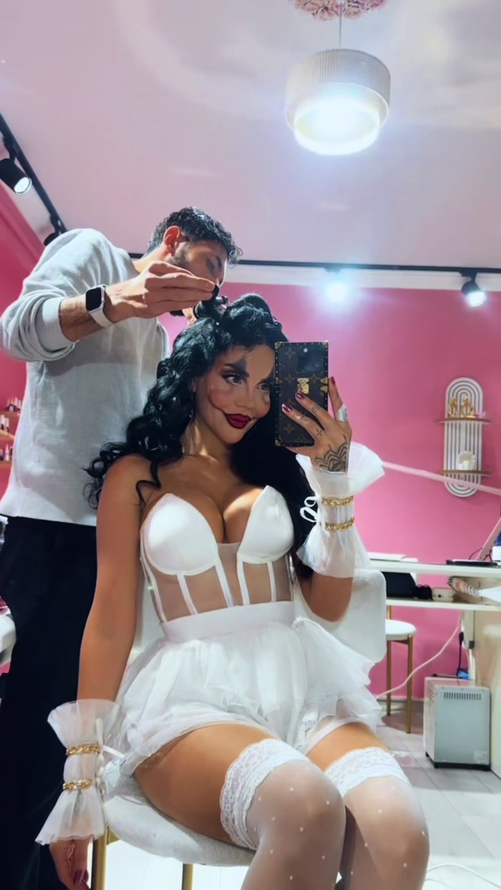 @MELEK ÖZÇAĞAN💎
