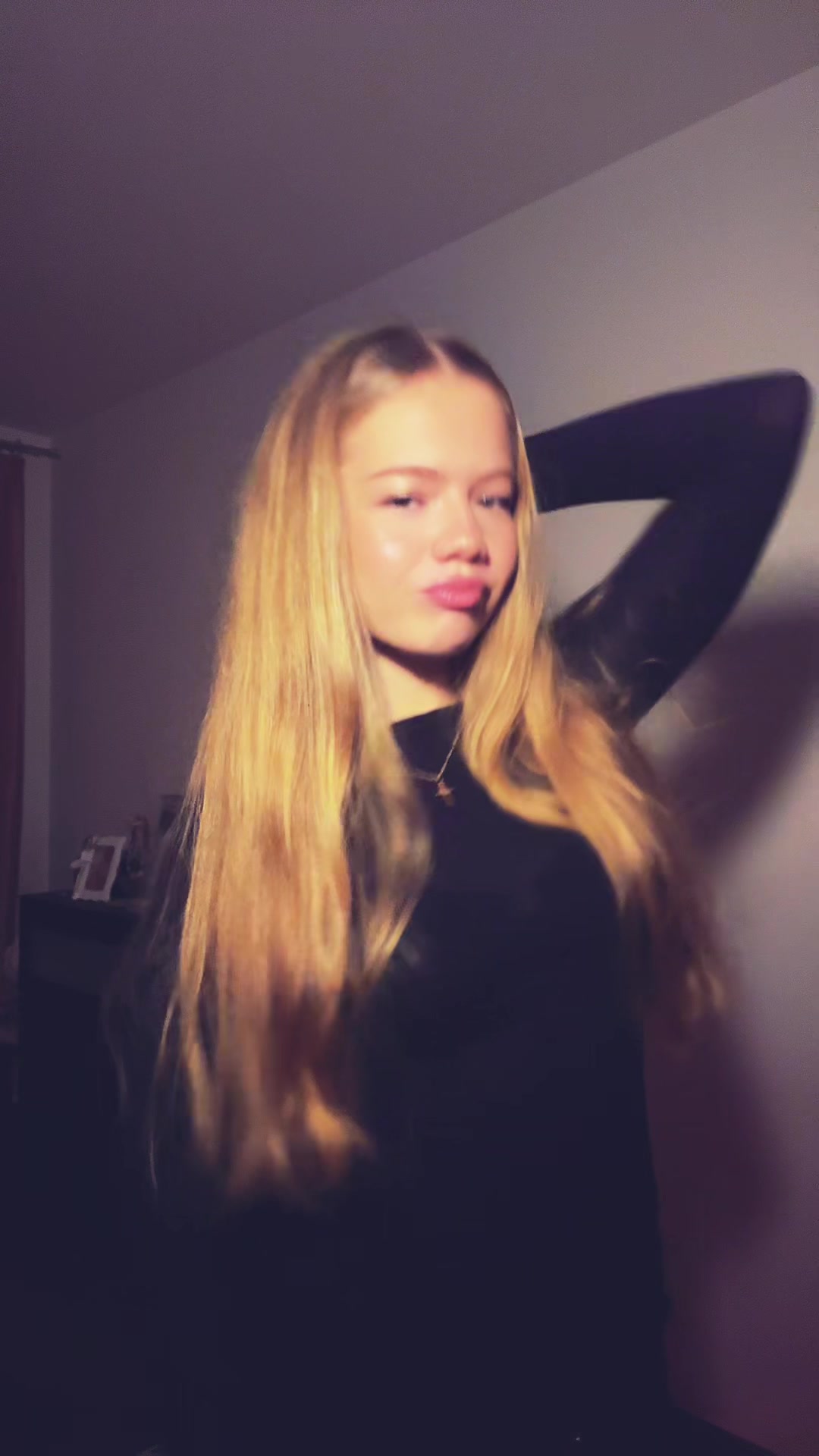 @alenkaamaskk