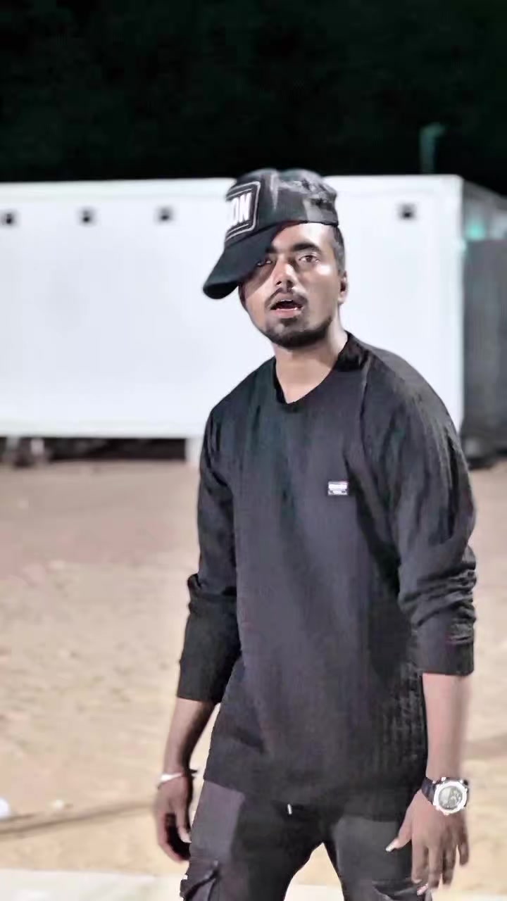 @KaMlEsH DeEwAnA