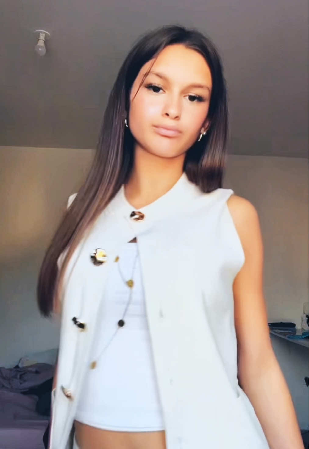 @Capucyneeee