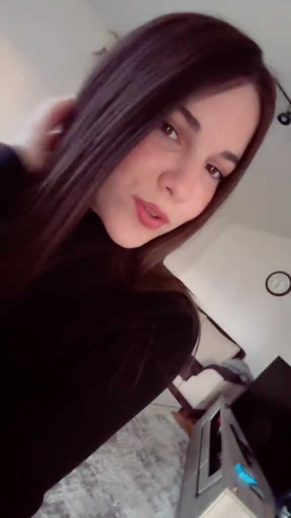 @🦋