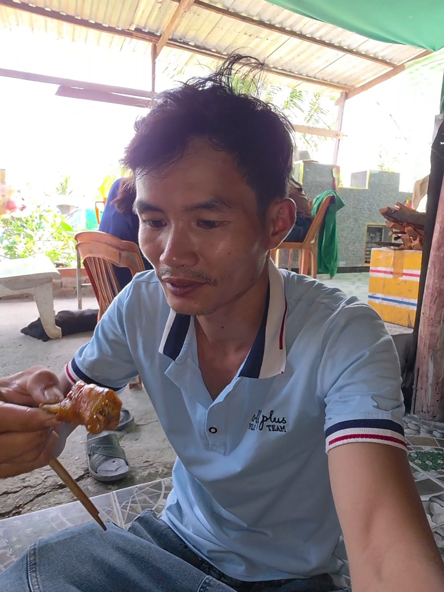 @Văn hậu 1993