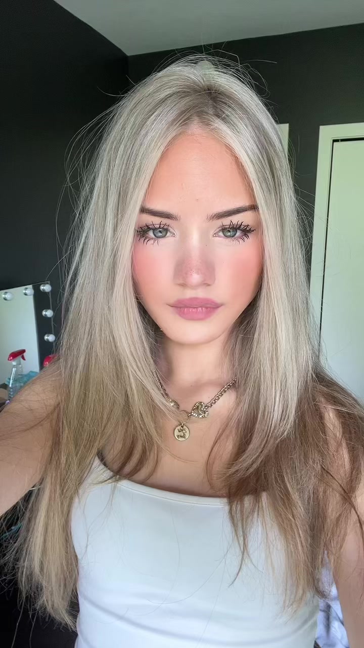 @Dasha🪽