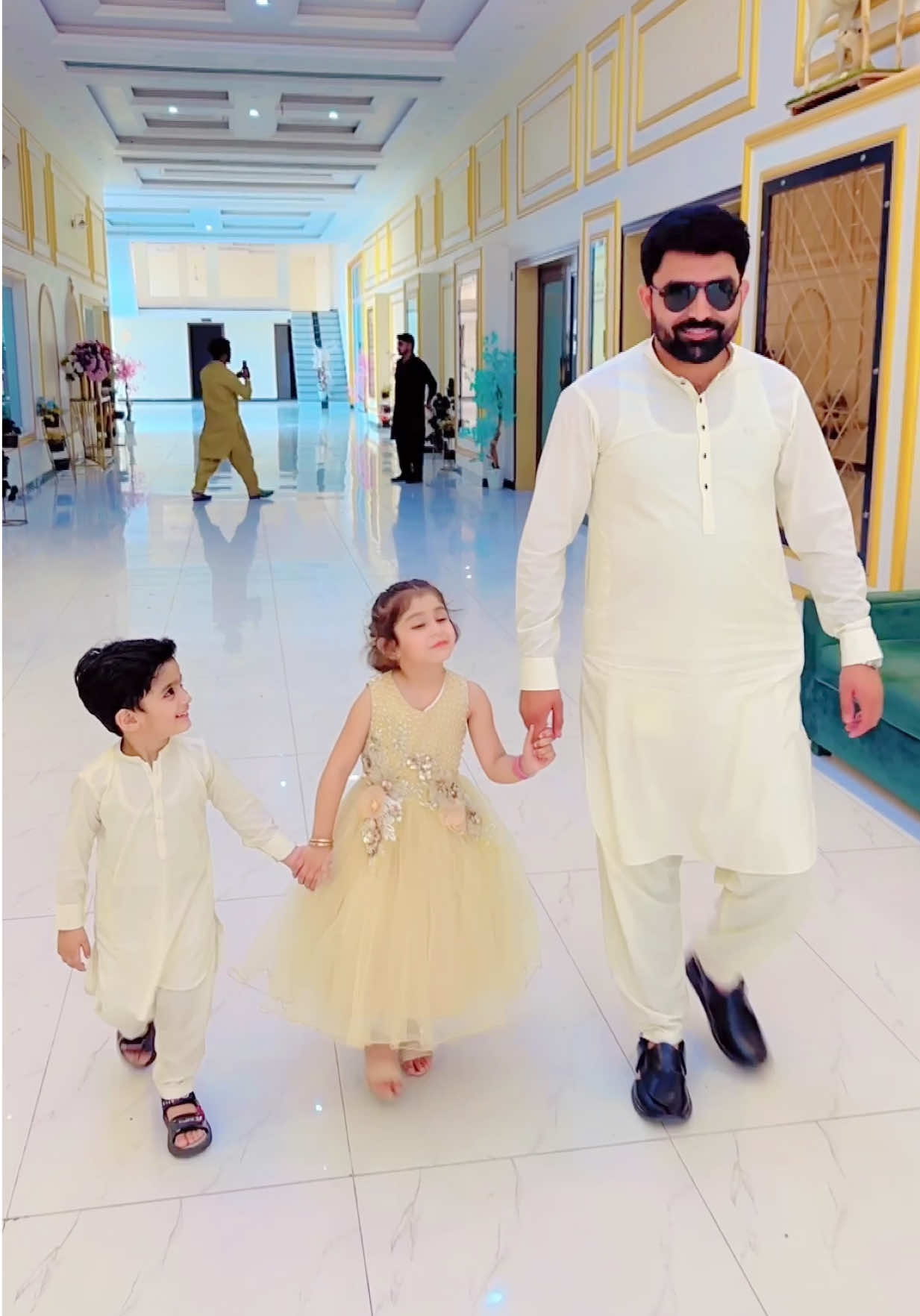 @Mian Haسeeb