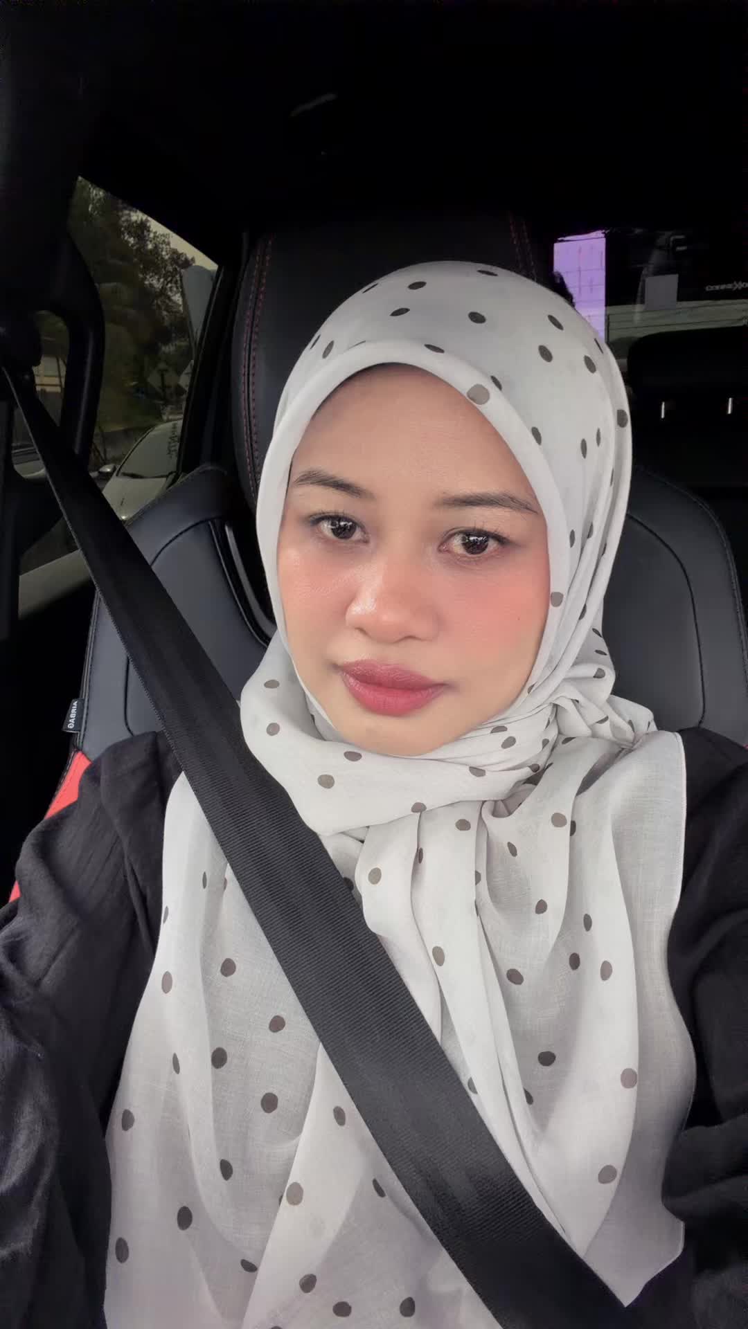 @Emi Nadia