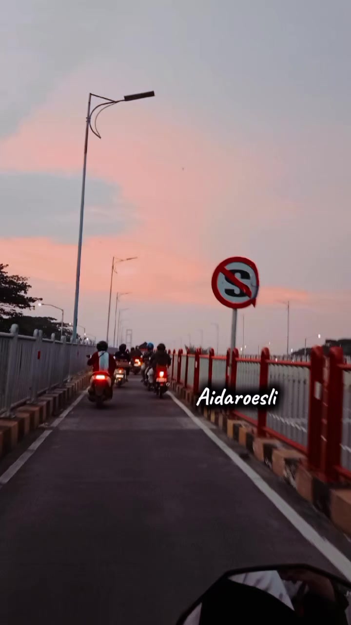 @AidaRoesli