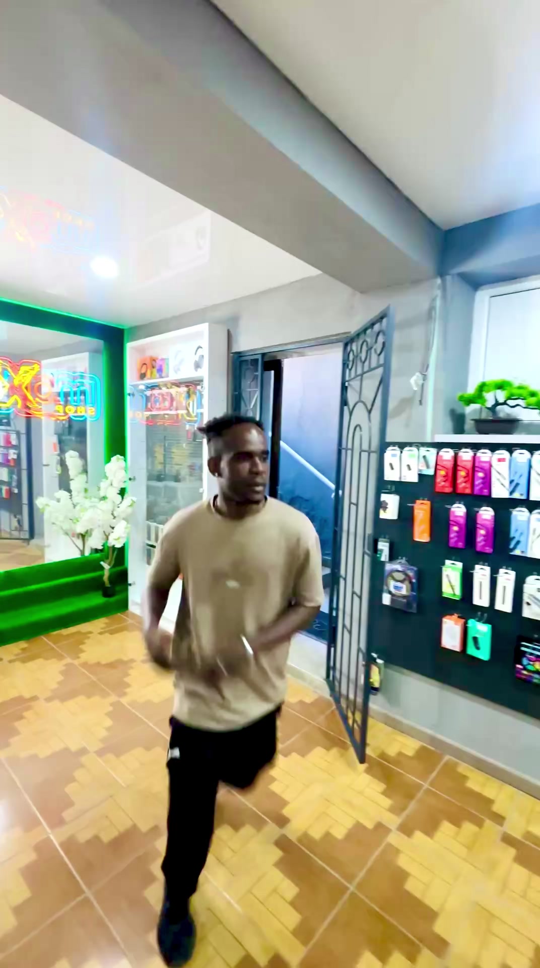 @maxishop.md