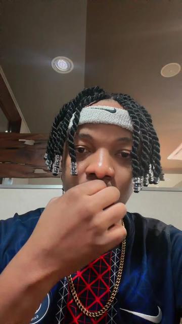 @Nikka la Lekompo