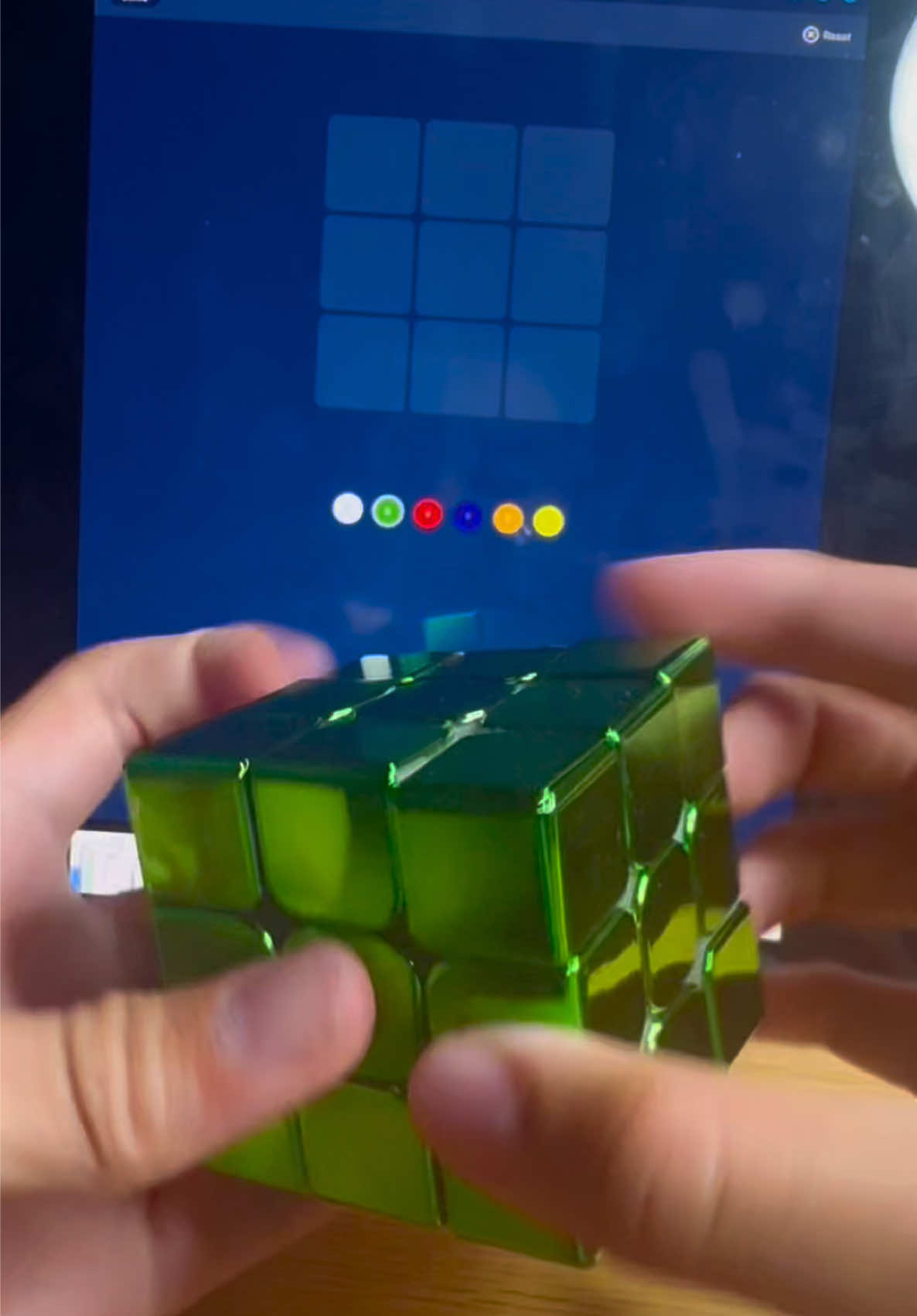 @Golden_Cuber