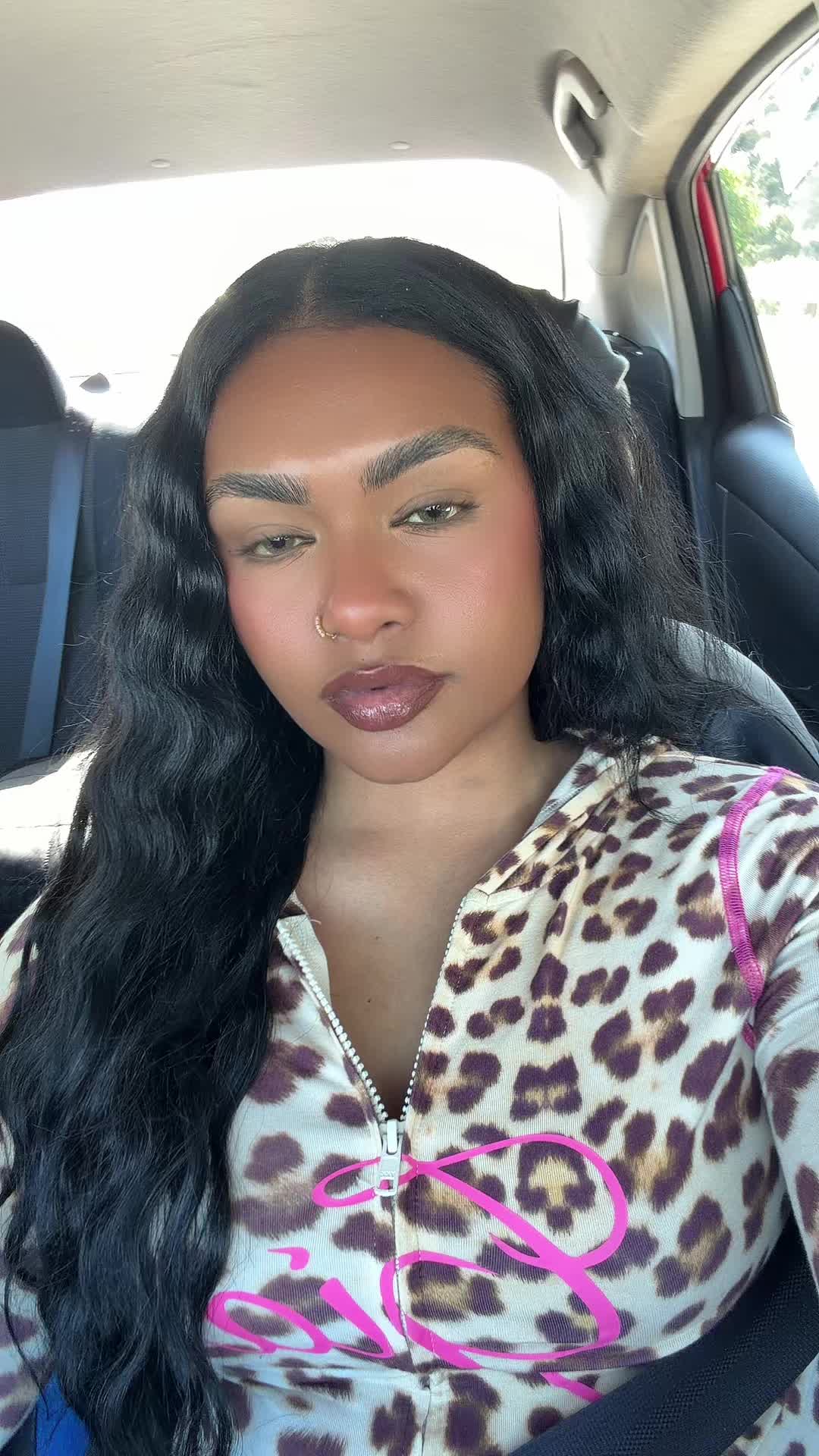 @notmamaquinn_