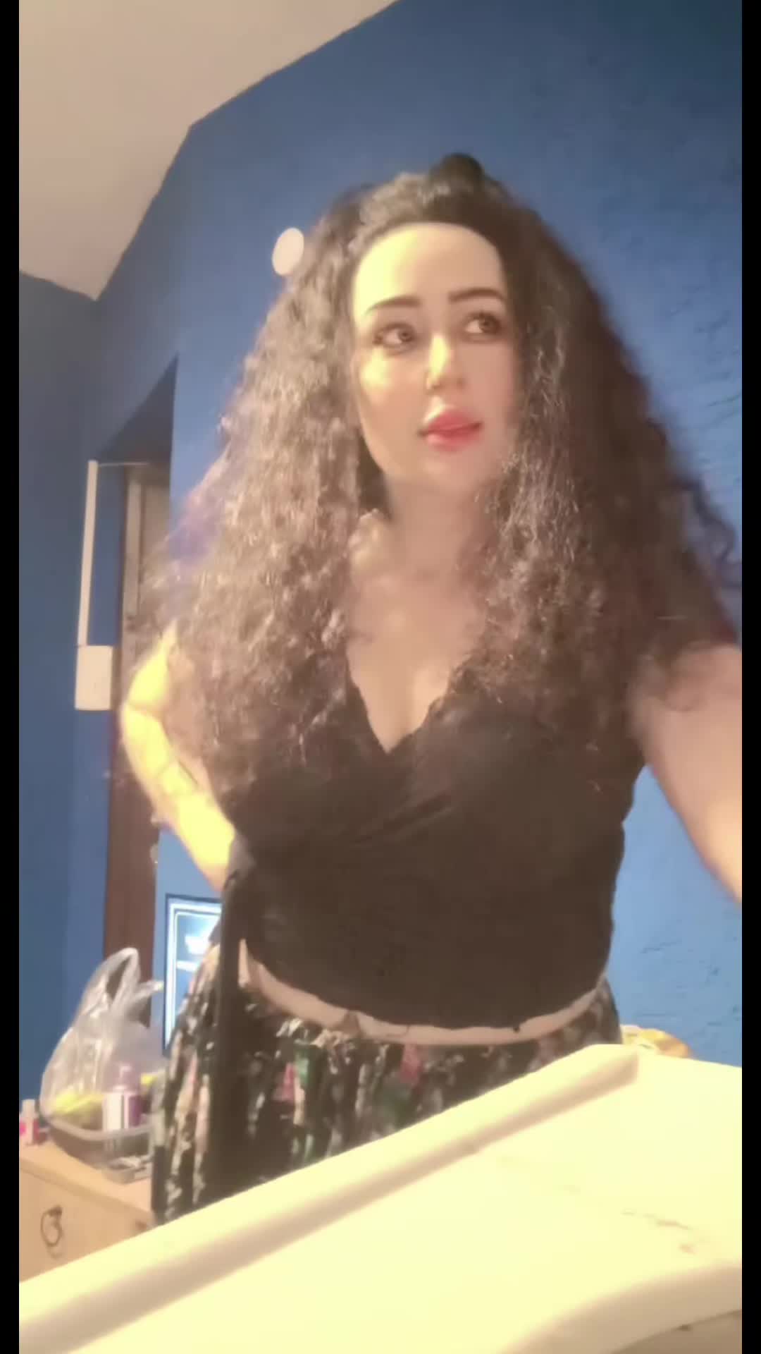 @Tek suçum güzel olmak Yazgül