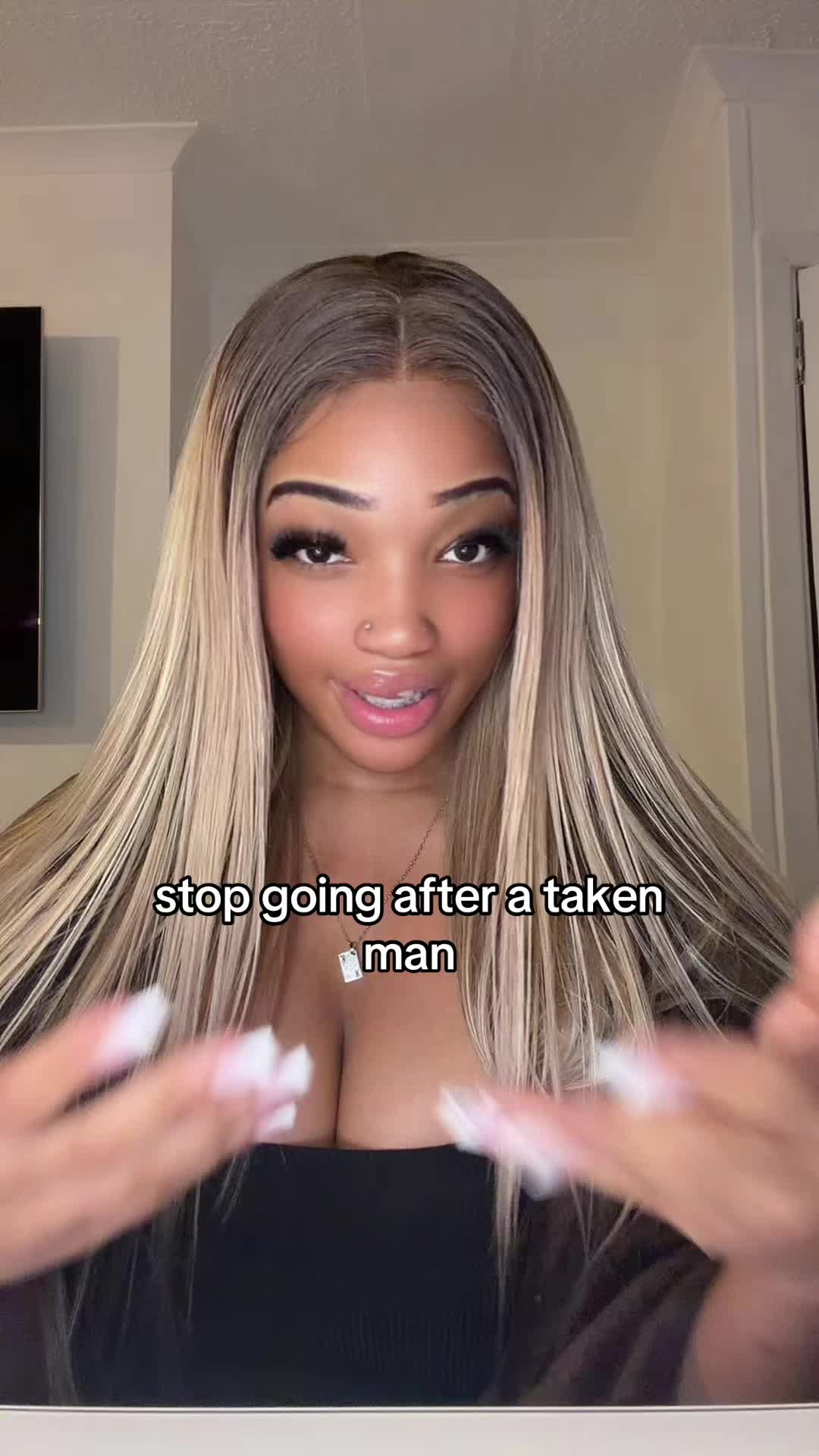 @𝐀𝐋𝐄𝐗𝐈𝐒 𝐃