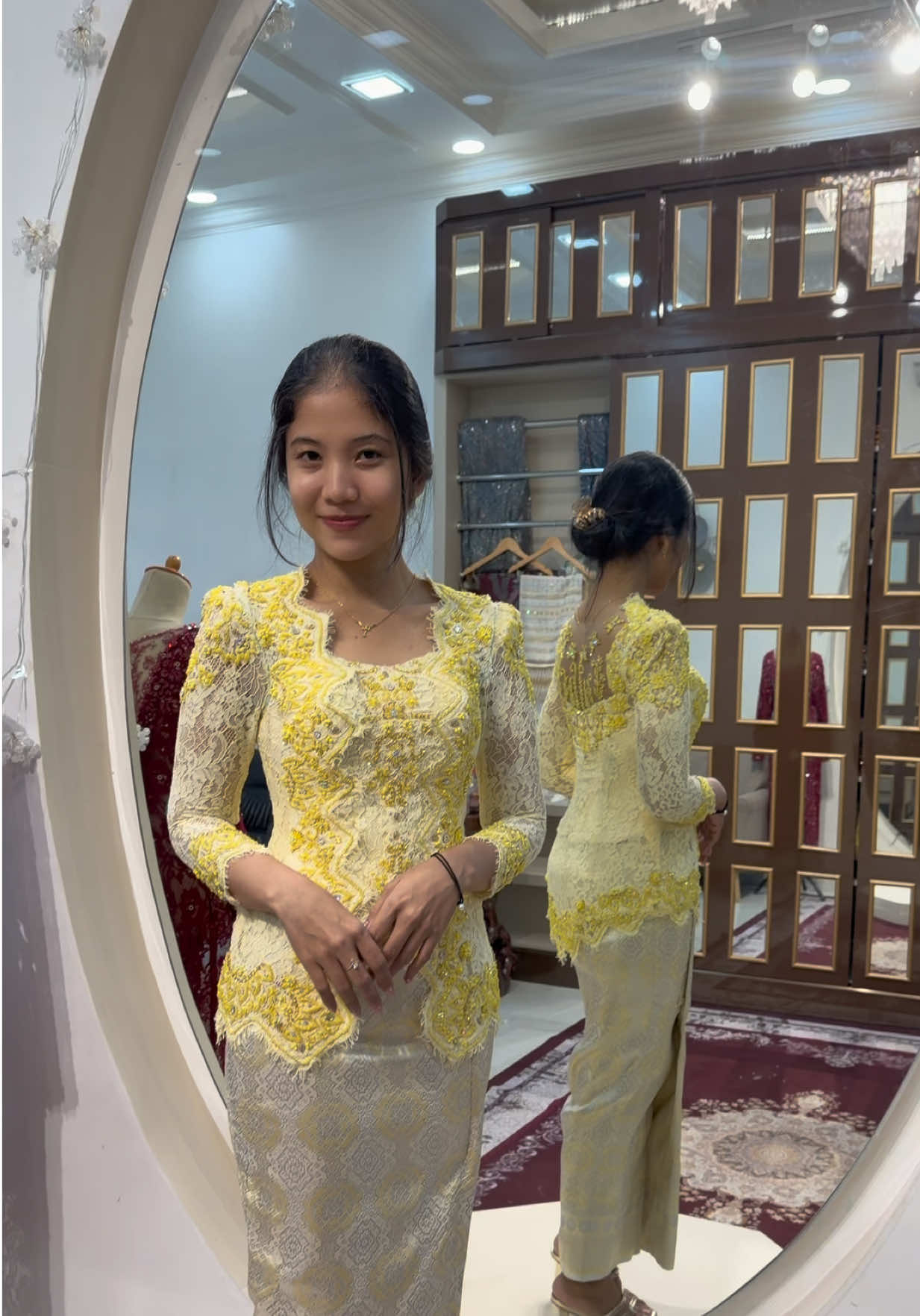 @Suci kebaya