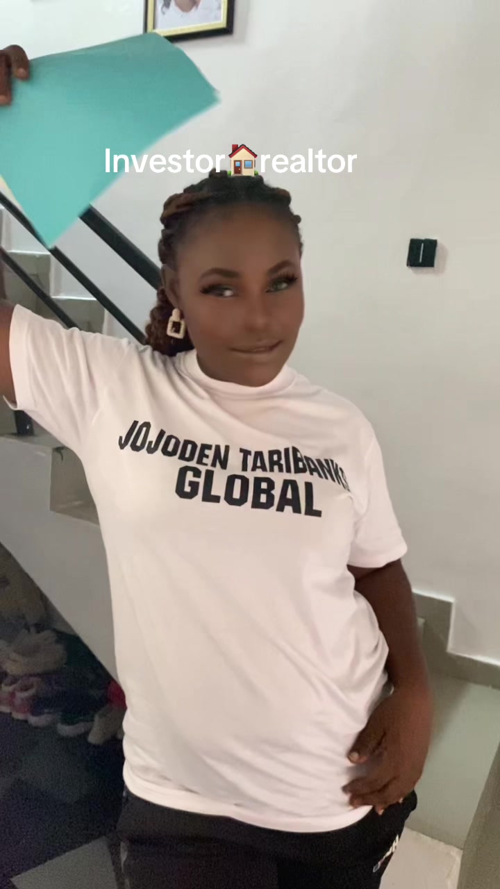 @QueenTari