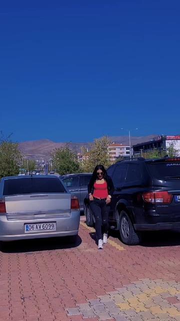 @Elif KARAASLAN