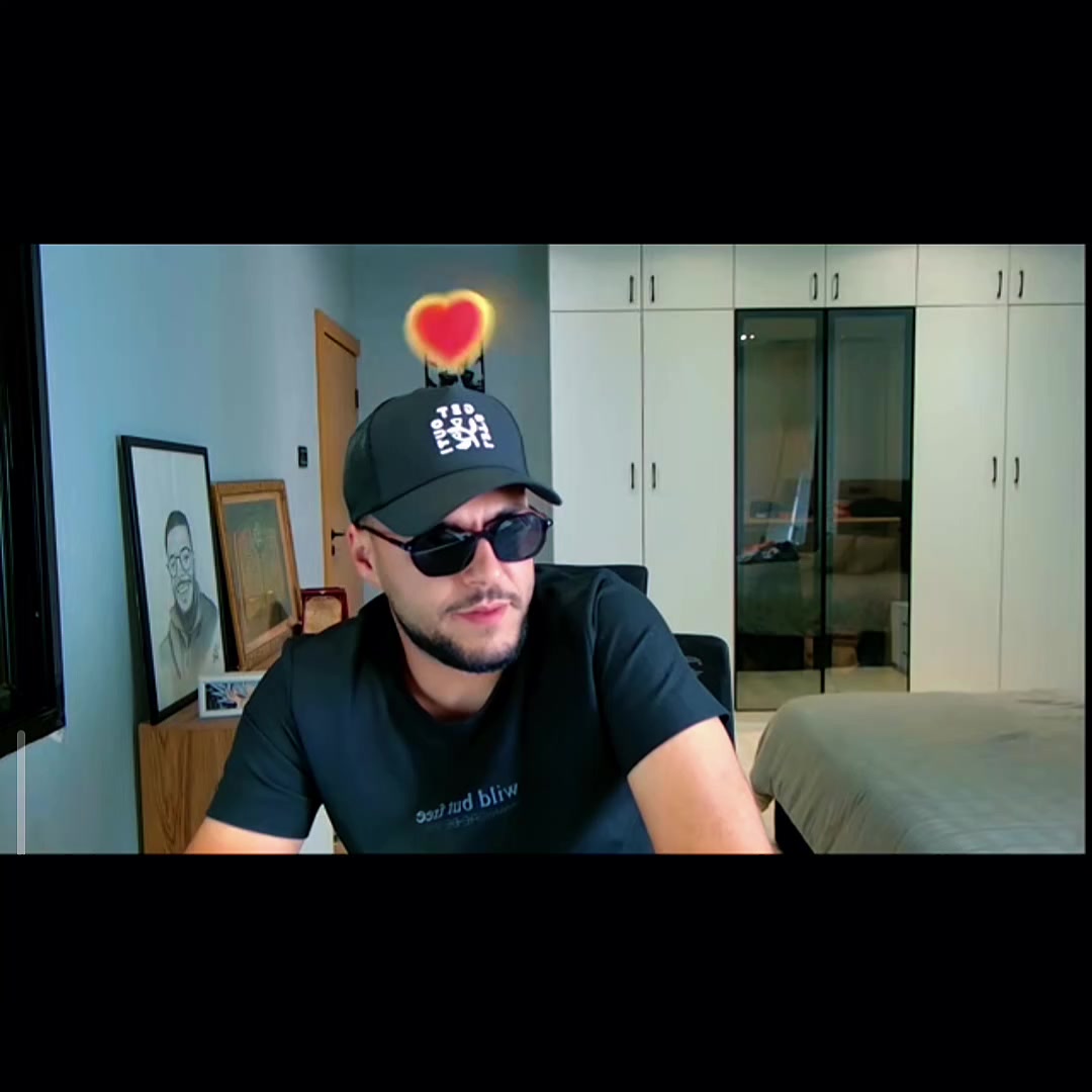 @𝔼𝕃 𝔻𝕀ℕ𝔼ℝ𝕀 🏴&zwj;☠️