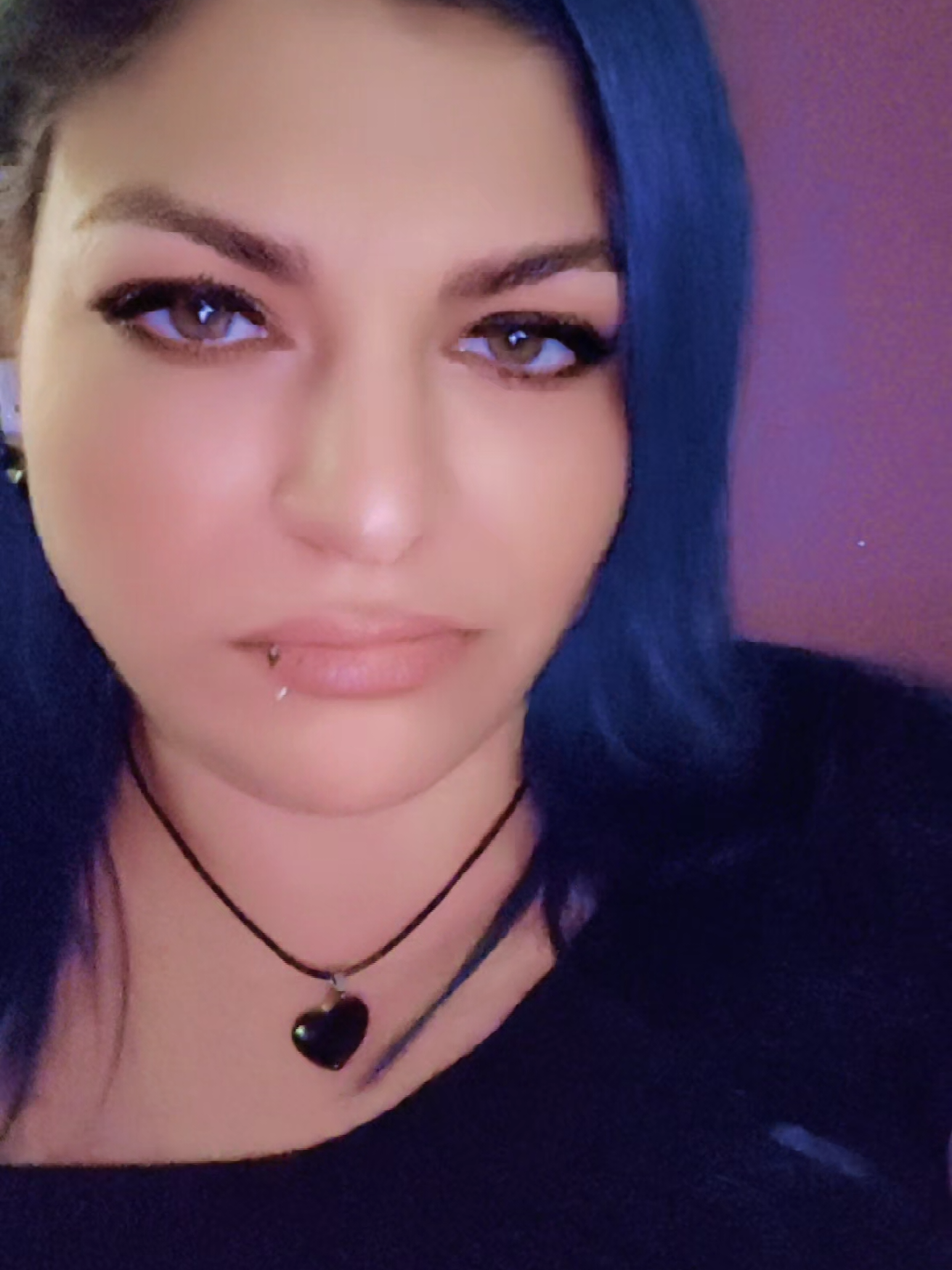@AdryQuinn