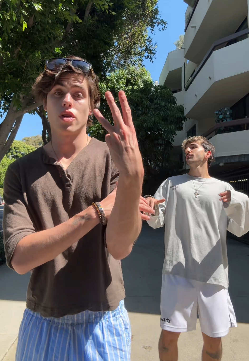 @Jorge Patiño