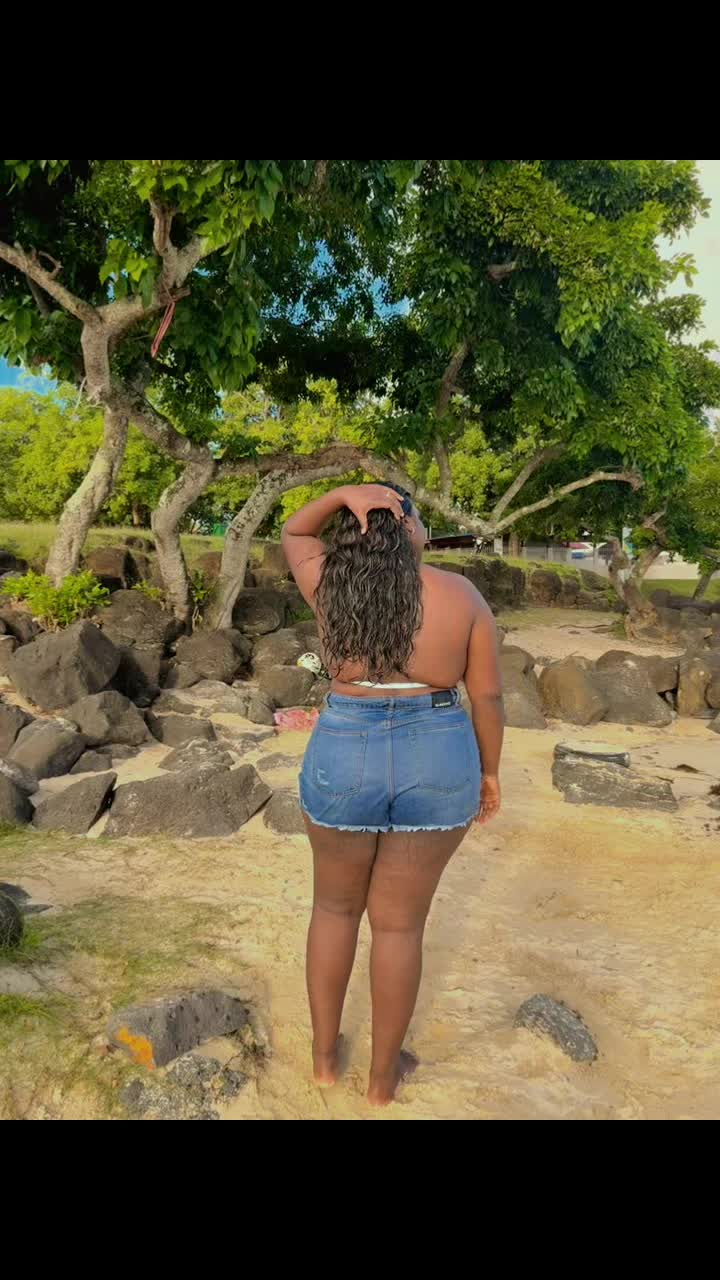 @டயானா 💛🦚