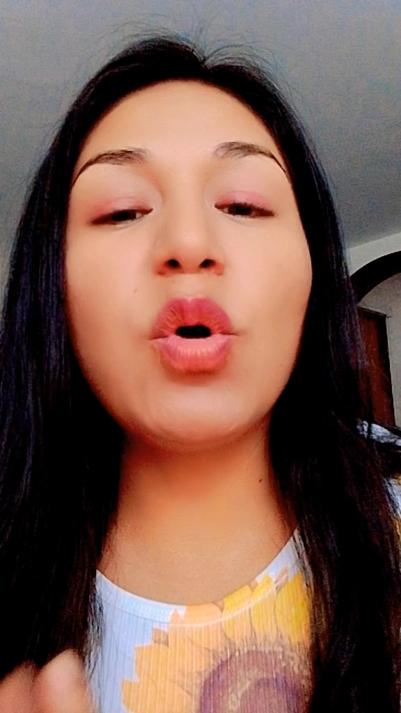 @ElizabethLazaro.oficial1