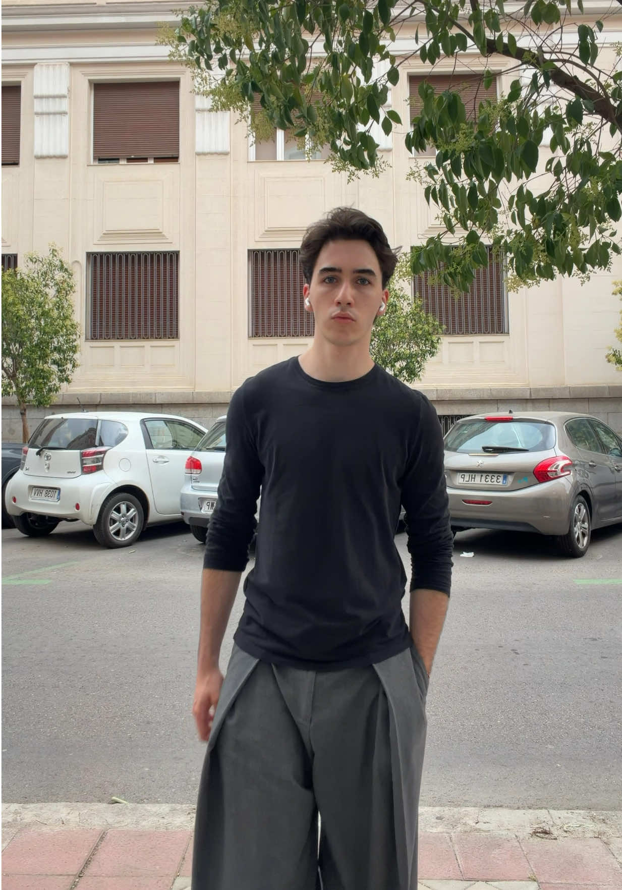 @axelmadrazo