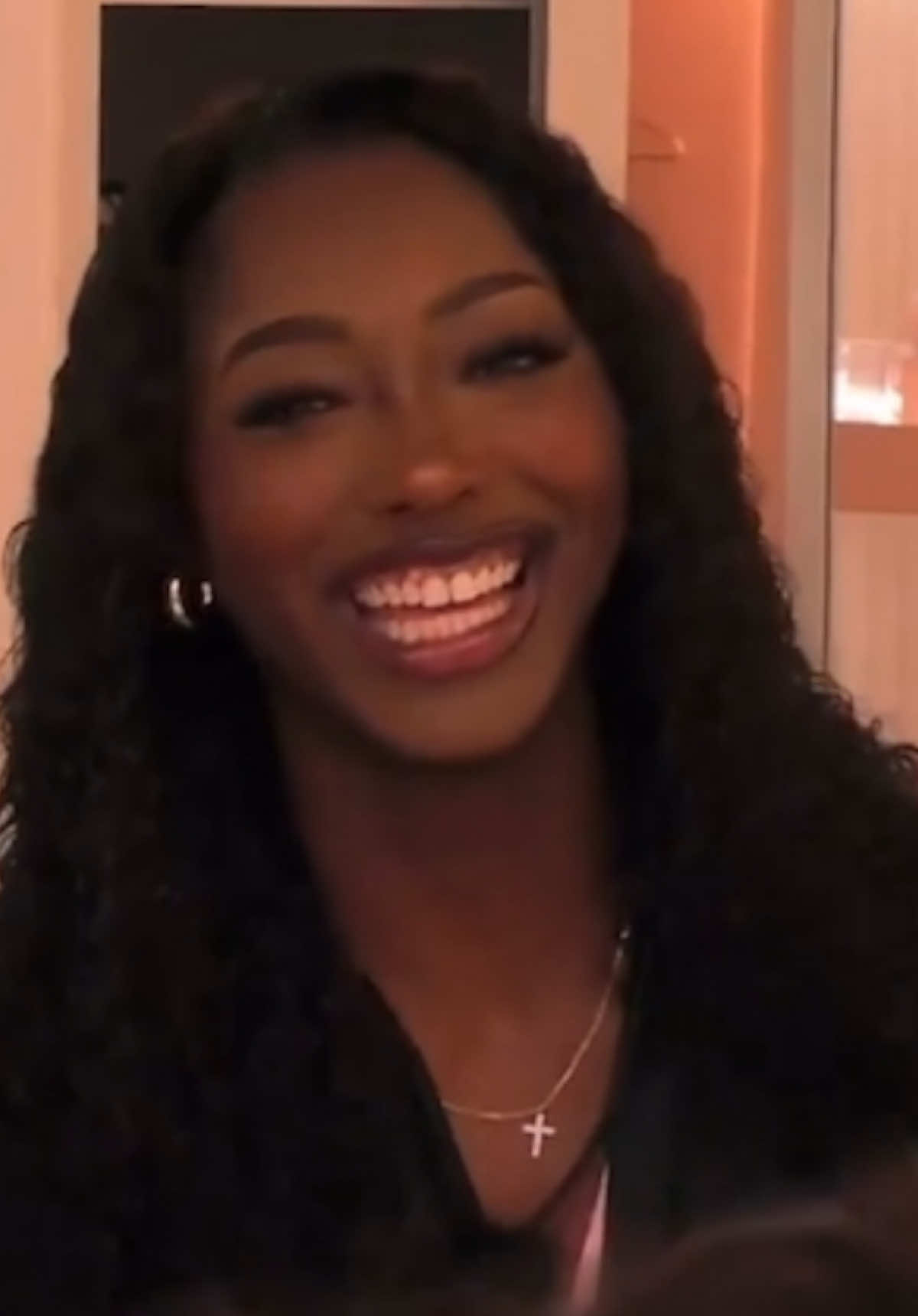 @Aniya_Angels 💛
