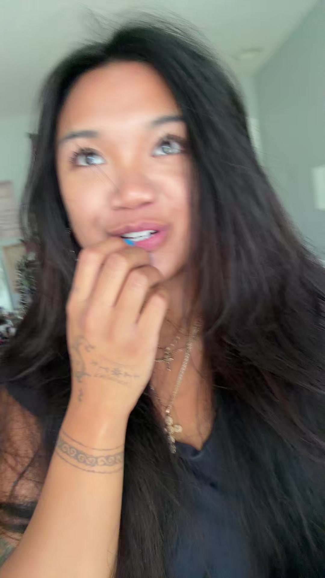 @mia perez